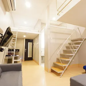 Selah Pods Manila 3* Pasay