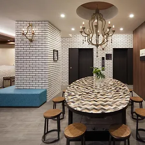 The B Shimbashi Toranomon 3* Tokio